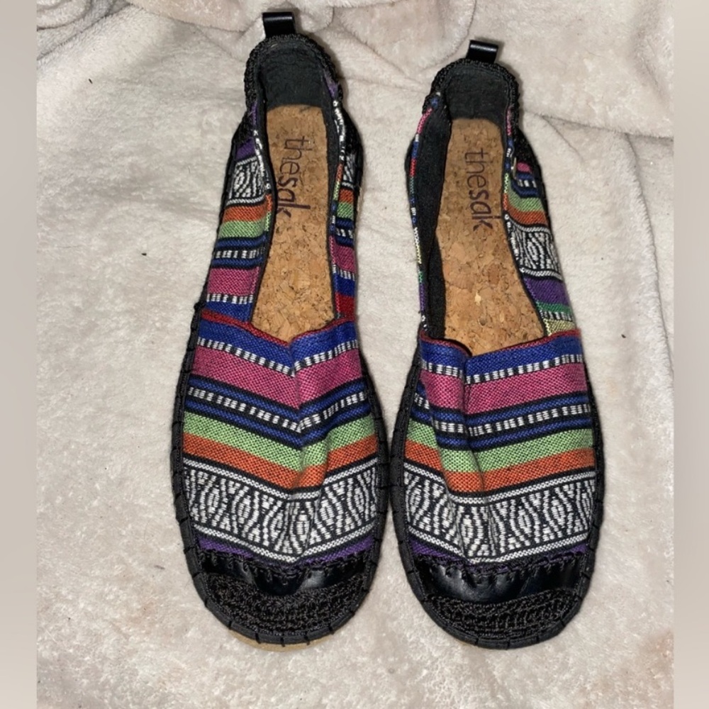 The Sak Black Flats & Loafers with Artisanal Detailing size 8